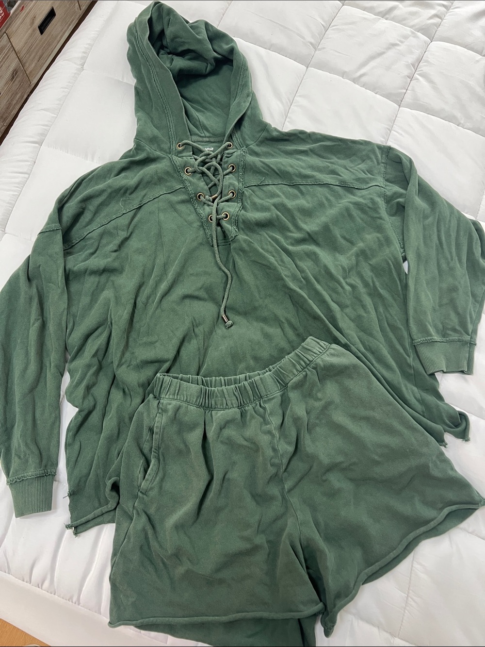 Lace-Up Hoodie & Shorts Sleep Set - Green size small